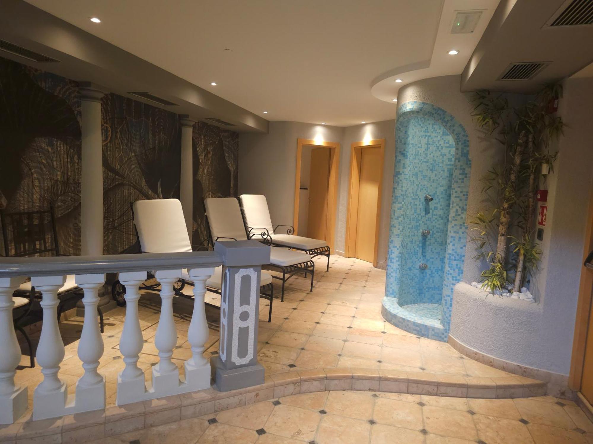 Hotel Tonnerhof Racines Eksteriør billede